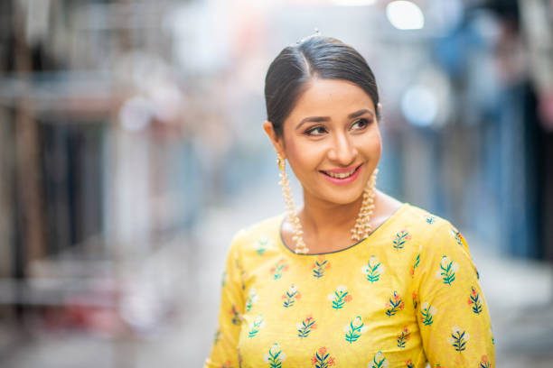 istock Beautiful Indian woman 1146935727