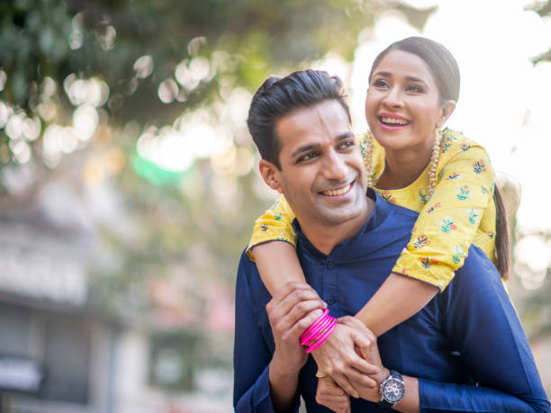 istock Beautiful Indian couple 1146935811