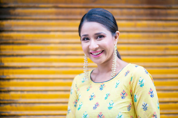 istock Beautiful Indian woman 1146935836