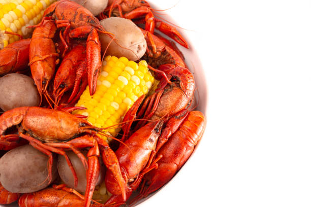 raki gotować z kukurydzą na kolbie i ziemniaki - crayfish cajun food louisiana boiled zdjęcia i obrazy z banku zdjęć