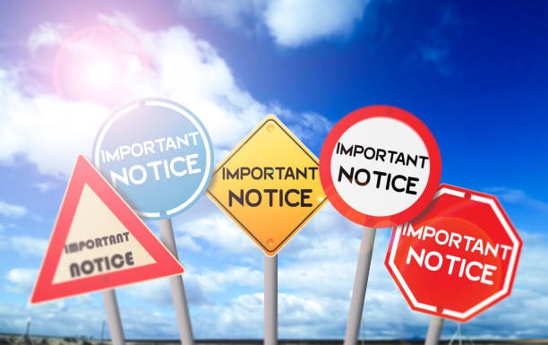 istock important notice, street signs 1147041629