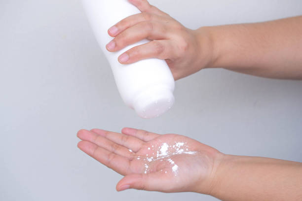 istock Poured talcum powder on the hand 1147059654