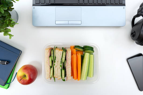 istock Healthy eating a sandwich in lunchbox 1147069095