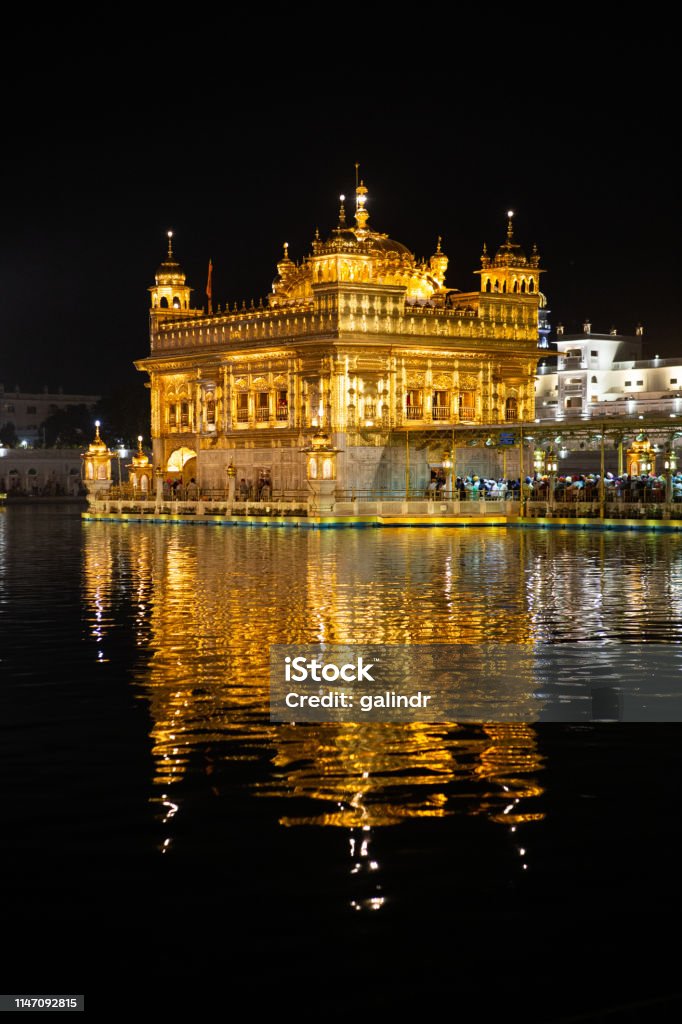 Golden Temple In Amritsar At Night Stock Photo - Download Image Now - iStock