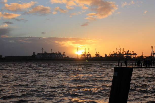istock Sunset in the Hamburg harbor 1147099361