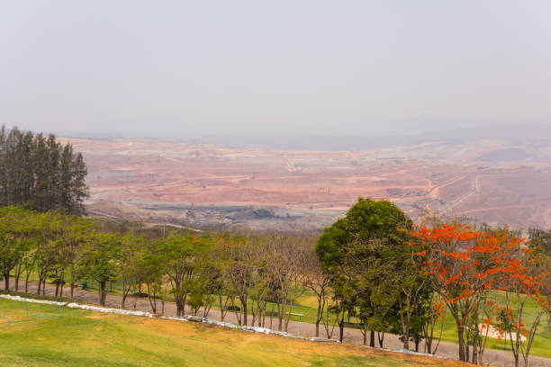 istock Mae Moh coal mine and botanic garden 1147117173