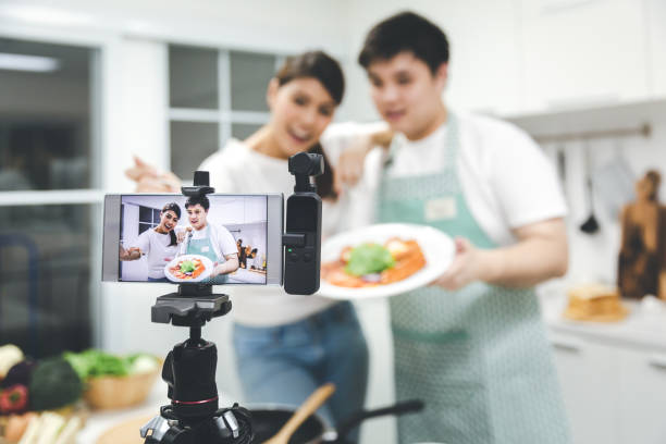 istock Vlogger and blogger cooking job concept 1147121027
