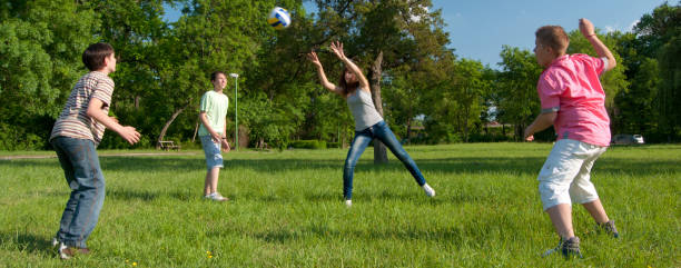 istock Teenagers having fun outdoors 1147164362