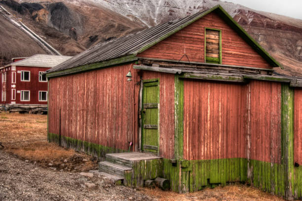 istock Pyramiden, Russian ghost town at Spitsbergen in Arctica 1147192112