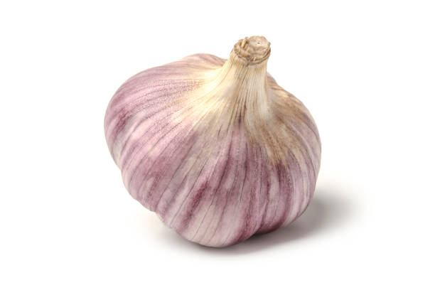 마늘 머리 - garlic clove isolated white 뉴스 사진 이미지