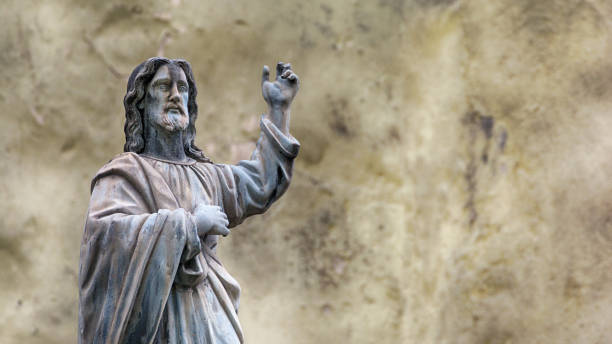 istock Statue of Jesus Christ 1147249068