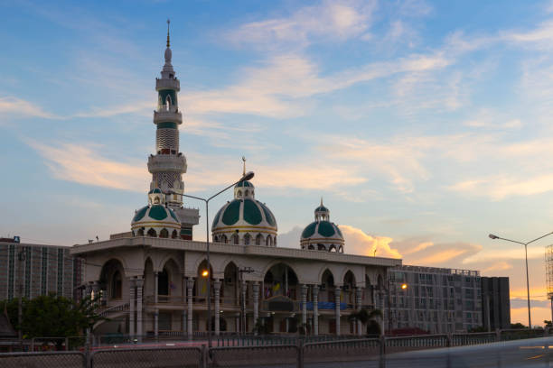 istock YAMIUN ITHAT (HUA MAK YAI) Mosque in Bangkok , Thailand 1147323200