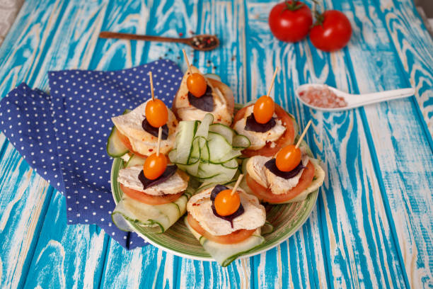 istock Appetizers with chicken and cucumber 1147326445