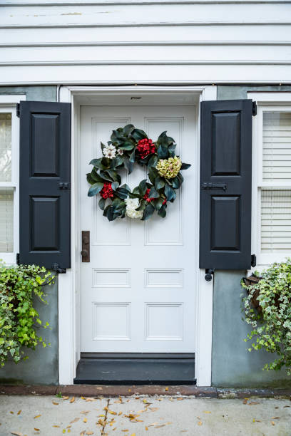 istock front view of ancient house in Charleston city 1147359849