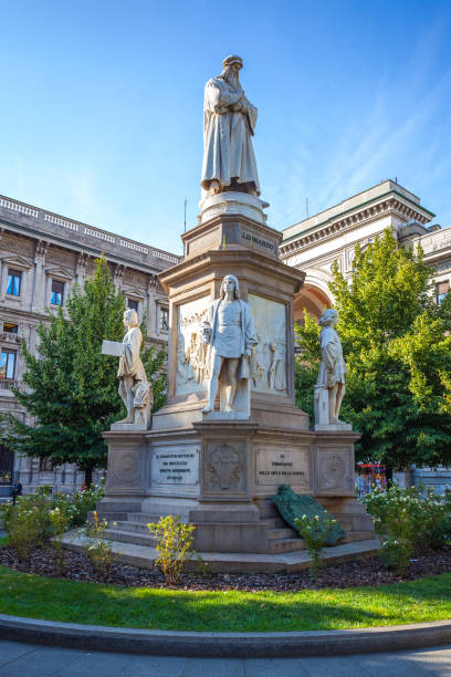 istock Leonardo's monument on Piazza Della Scala, Milan, Italy 1147371831