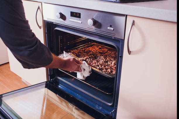 istock Beef Cheese Sliced Chef Cook's Hand oven 1147381402