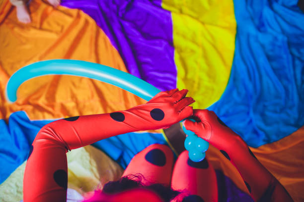 istock animator for children inflates long balls 1147397877