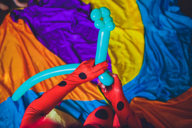 istock animator for children inflates long balls 1147397907