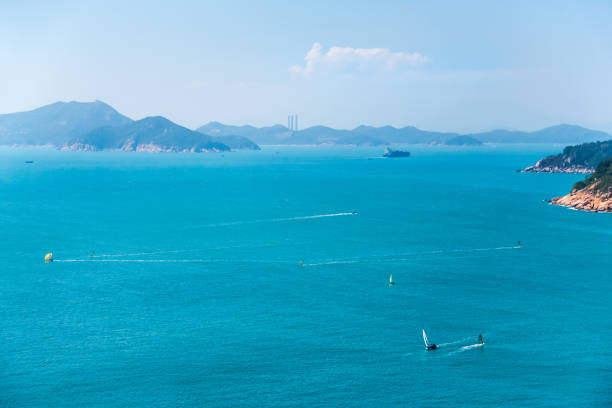 istock Boat Traffic in Hong Kong 1147400845