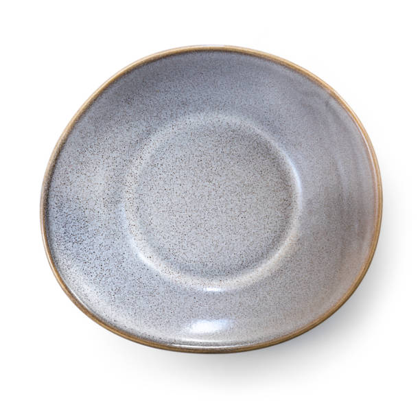 пустые stoneware блюдо верхний вид изолированы на белом - plate empty blue dishware стоковые фото и изображения