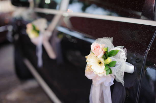 istock Floral wedding decoration on car 1147466887