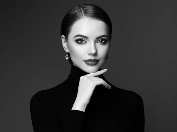 istock Beautiful woman face with perfect makeup 1147476540