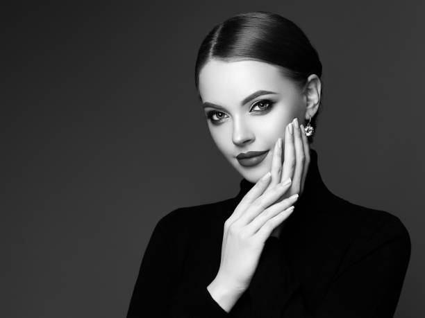 istock Beautiful woman face with perfect makeup 1147476623
