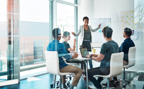 istock Every time they meet their business just grows and grows 1147479591