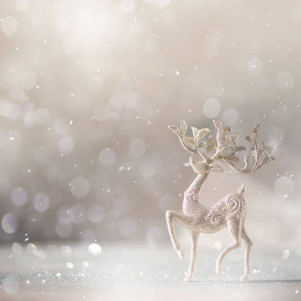 istock Silver glitter Christmas deer on grey background with lights bokeh, copy space. Greeting card for new year party. Festive holiday concept. Square crop 1147521106