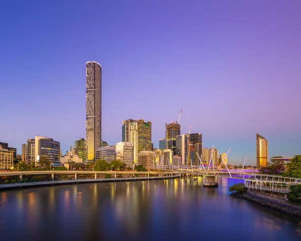 istock Brisbane City at dusk 1147525117