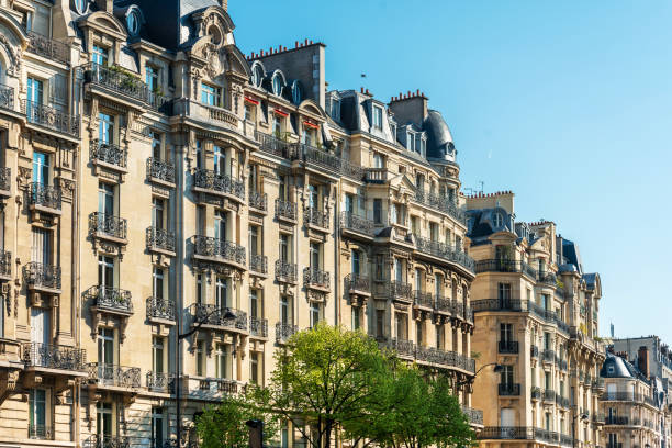 istock old fashioned paris france - with space for text or image 1147544624