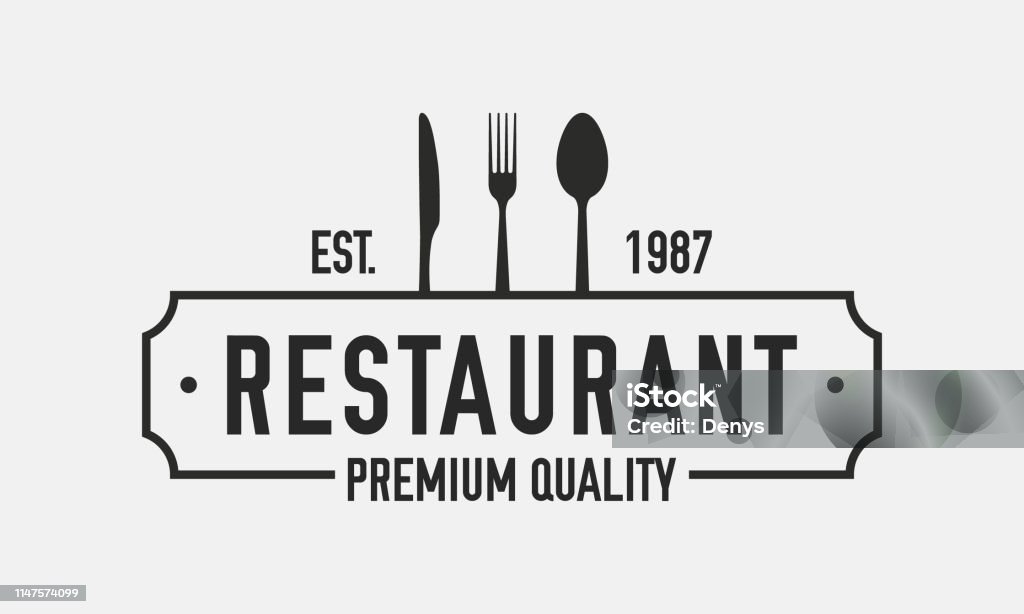 Логотип ресторана изолирован на белом фоне. Шаблон логотипа меню ресторана с ножом, вилкой и ложкой. Ретро винтажный дизайн - Векторная графика Логотип роялти-фри