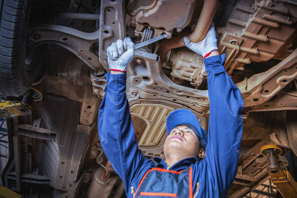 istock Hands of car mechanic 1147581888