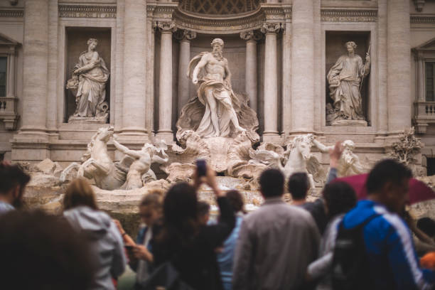 istock The Trevi fountain 1147613124