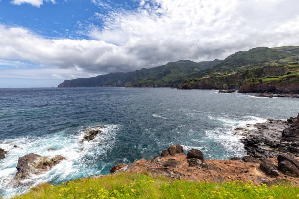 istock Beautiful Flores Coastline 1147627466