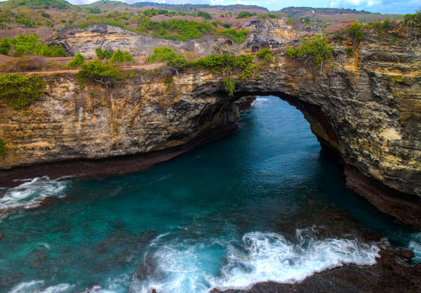 istock Cruising around Nusa Penida 1147640232