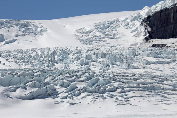 istock Serac of Athabasca glacier 1147670439