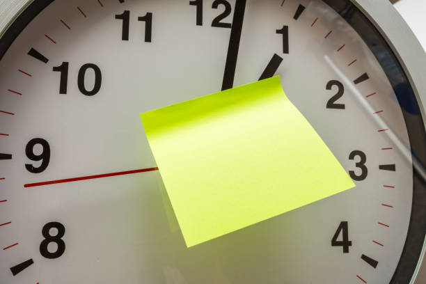 istock paper stick on clock for notice something with white background - Image 1147708277