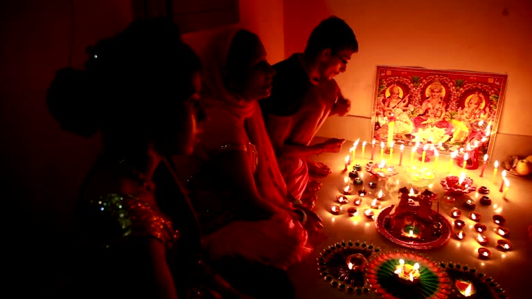 Dolly shot, Navratri or Diwali festival, India