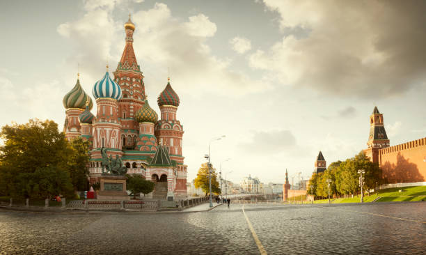 istock Saint Basil's Cathedral on Red Square in Moscow, Russia 1147739915