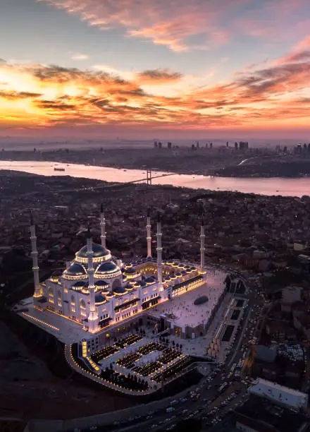 the greatest mosque in İstanbul