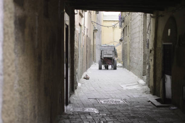 The alleys of the old city traveling in the East djemma el fna square stock pictures, royalty-free photos & images