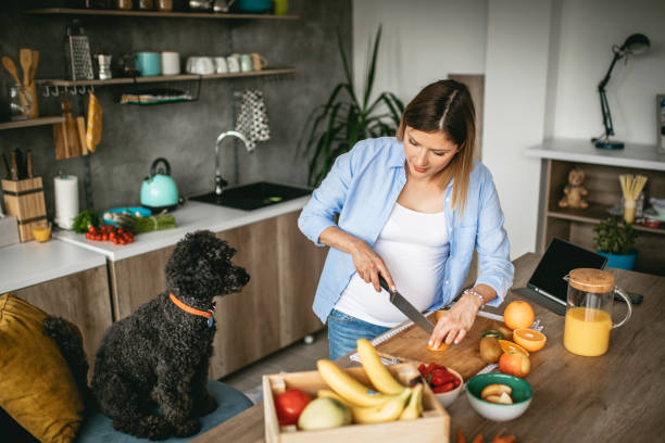 istock He also wants some healthy food 1147774392