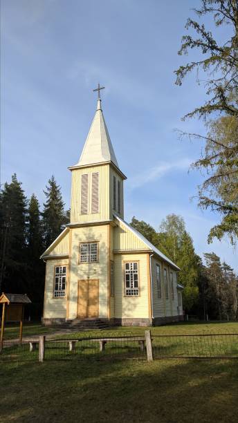 istock Wooden church 1147784692
