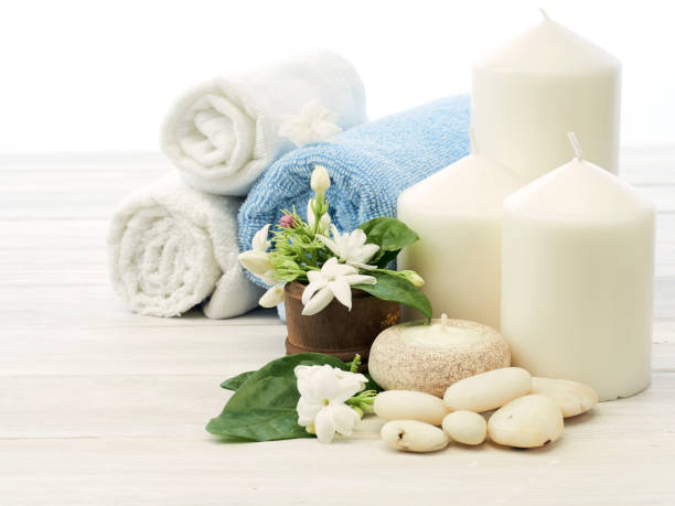 istock Spa concept with jasmine flowers on a white wooden background 1147796654