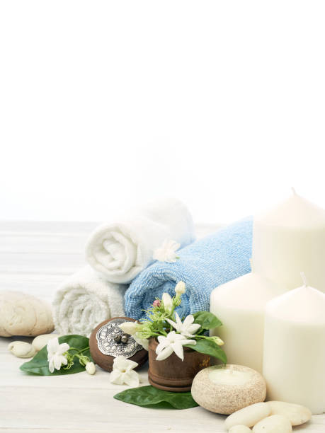 istock Spa concept with jasmine flowers on a white wooden background 1147796711
