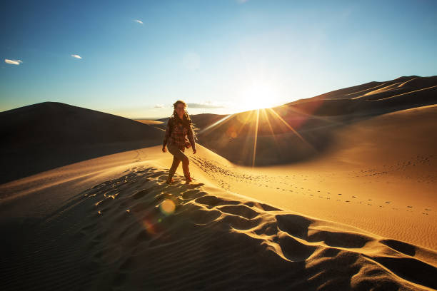 istock A tourist traveled through the desert 1147828820