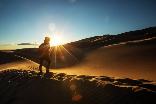 istock A tourist traveled through the desert 1147828821