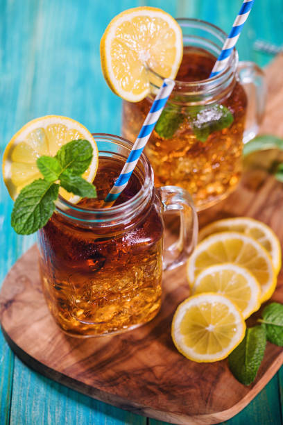 istock Ice Tea with Lemon and Mint in a Jar 1147846842