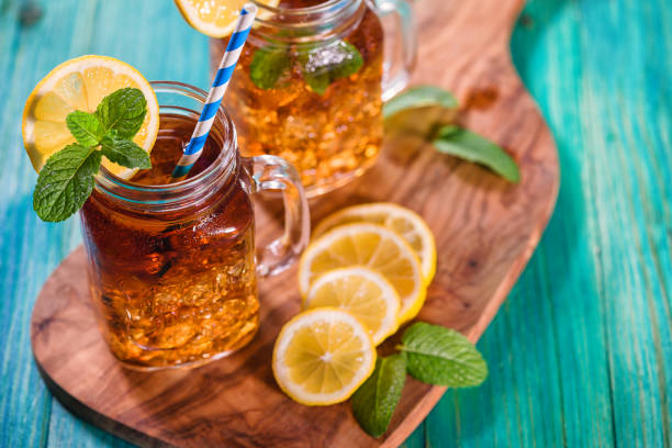 istock Ice Tea with Lemon and Mint in a Jar 1147846949